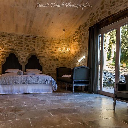 Le Domaine Saint Martin Bed and Breakfast Flassans-sur-Issole Eksteriør billede