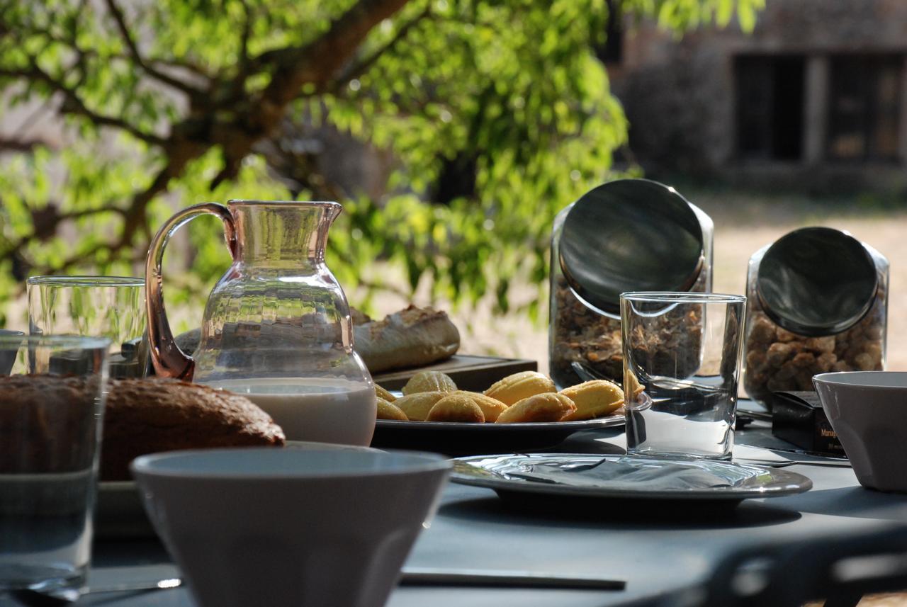 Le Domaine Saint Martin Bed and Breakfast Flassans-sur-Issole Eksteriør billede