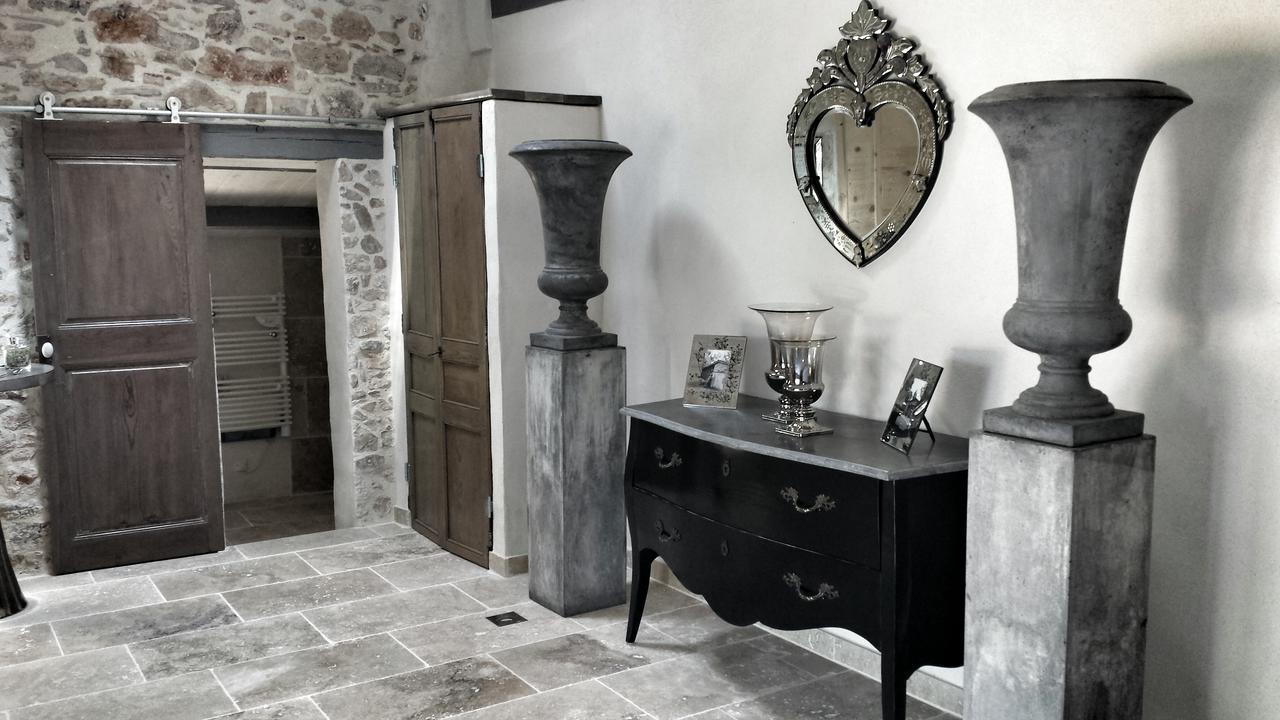 Le Domaine Saint Martin Bed and Breakfast Flassans-sur-Issole Eksteriør billede